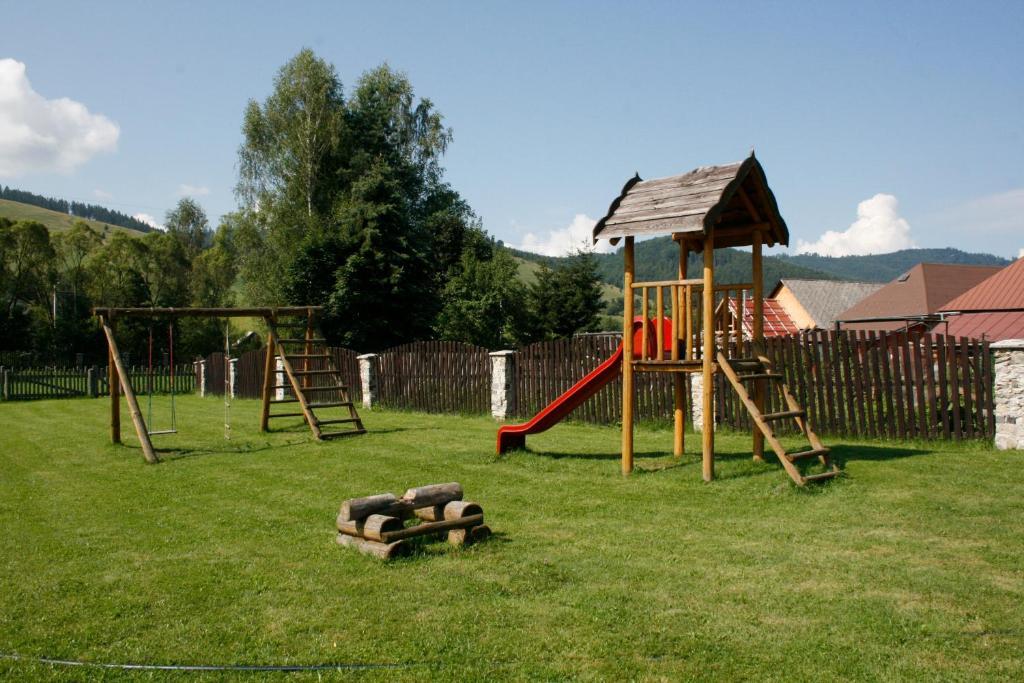 Penzion Fantazia Michalova - Brezno-Muranska Planina Exteriér fotografie